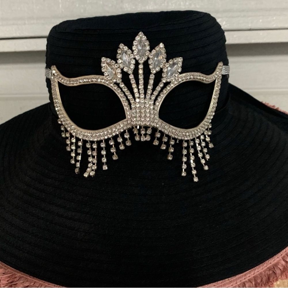 Clear Rhinestone Silverstone Masquerade Metal Mask
